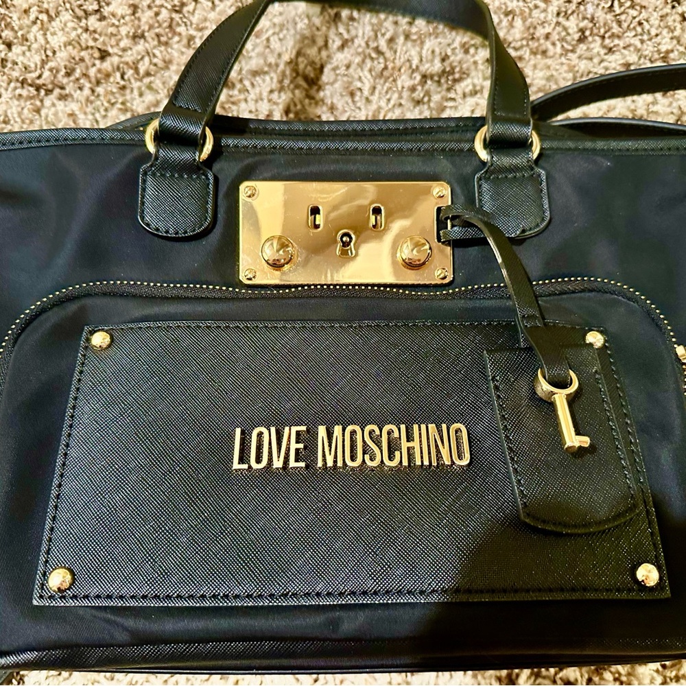 Love Moschino Black Shoulder Bag with Gold Details - Never Used - Picture 9 of 11